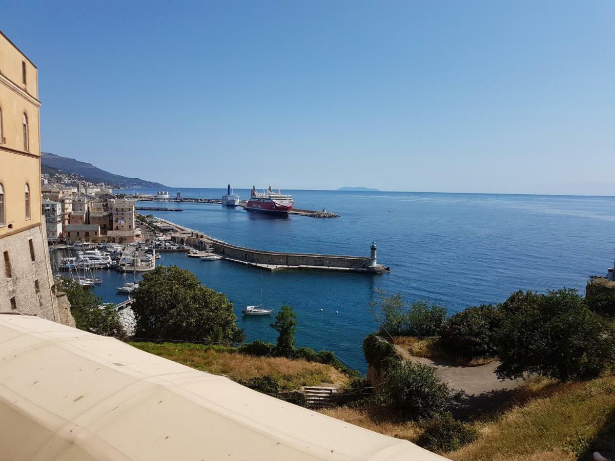 U Studiu 7 Rue Notre Dame Apartment Bastia  Bagian luar foto