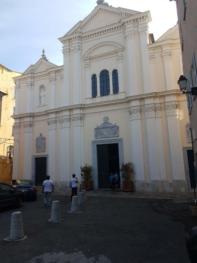 U Studiu 7 Rue Notre Dame Apartment Bastia  Bagian luar foto